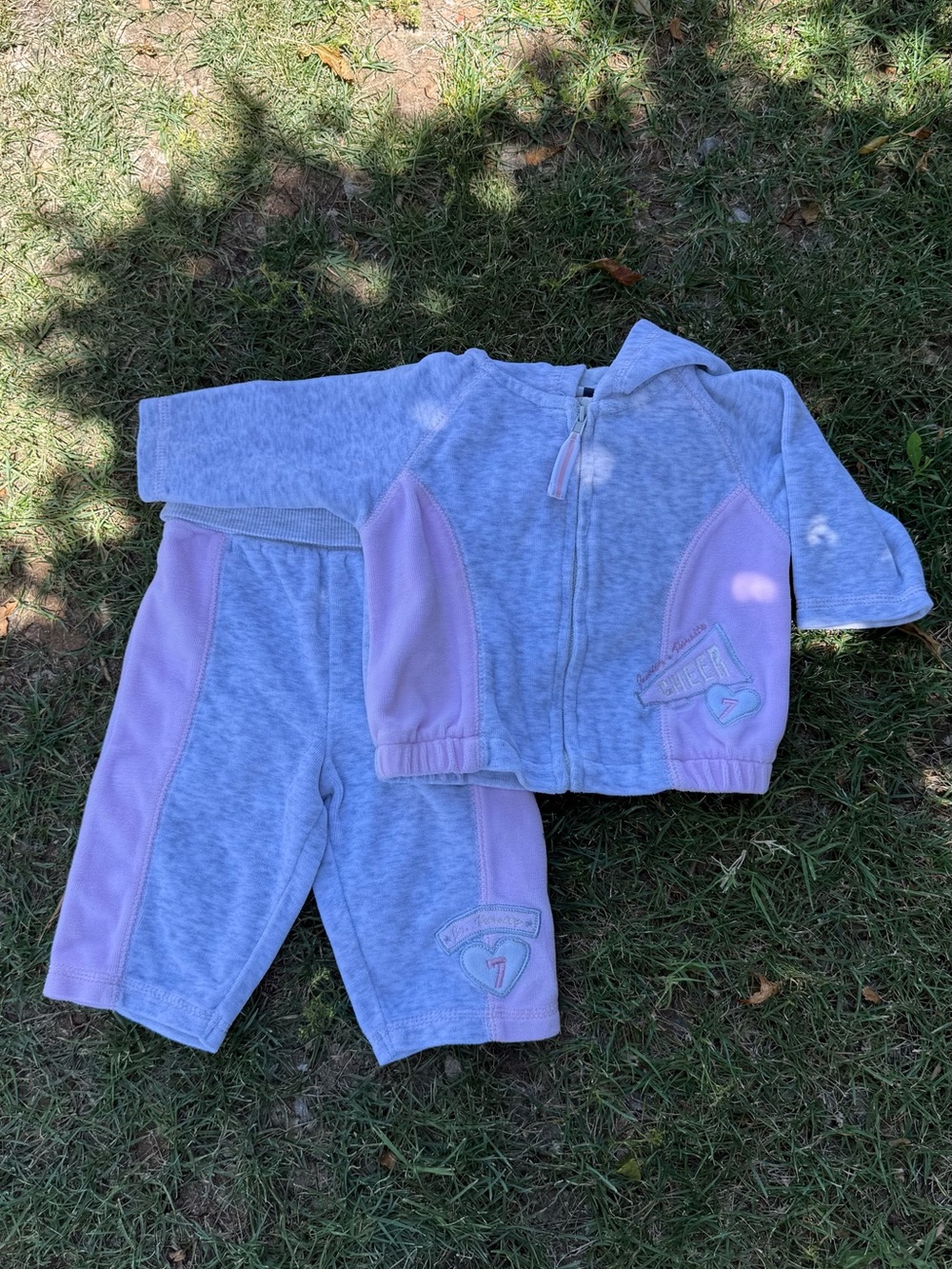 Vintage Y2K 2004 Vitamins Kids Two-Piece Set